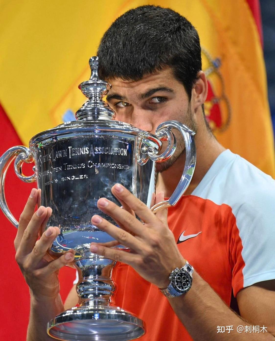 这一尴尬的 这一尴尬的